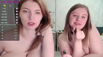 play क्यूट बस्टी गर्ल है उसके टिट्स जिगल्ड द्वारा चब्बी फ्रेंड - watchfreewebcam.com