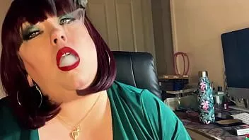 Play Fat uk domme tina snua chain smokes 2 cork cigarettes while playing with her tits - omi, nose & cone exhales, drifting
