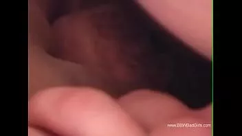 Играть Отшлепайте толстушку в любительском видео, затем трахните ее, чтобы насладиться моментом