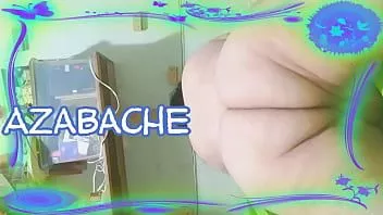 Reproduzir Cuzinho branco e gordinho se contorcendo e pau pequeno