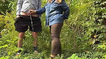 चलाएँ सड़क पर सौतेली माँ के कोमल हाथ