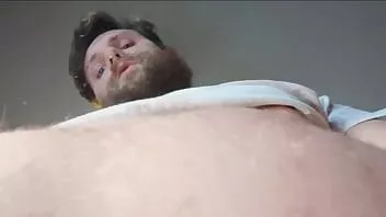 Afspelen Je weet dat je houdt van de manier waarop ik je met mijn lul in je gezicht sla