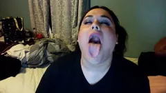 播放 Alina Paige 小姐的早期 BBW 纹身变性汇编