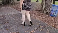 Putar Chubby BBW Minum Minuman Berisi Cum dari Orang Asing, Cums Keras pada Kontol Hitam Besar!