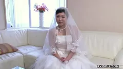 Oynat Emi Koizumi'nin Aldattığı Düğün Gecesi: Sakso, Am Yalama ve Daha Fazlası