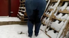 Odtwórz Chubby Milf Pisses publicznie: Kinky Outdoor Fetish Action