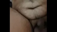 播放 胖乎乎的巴西熊用避孕套顽皮 - 大屁股顺从的幼崽